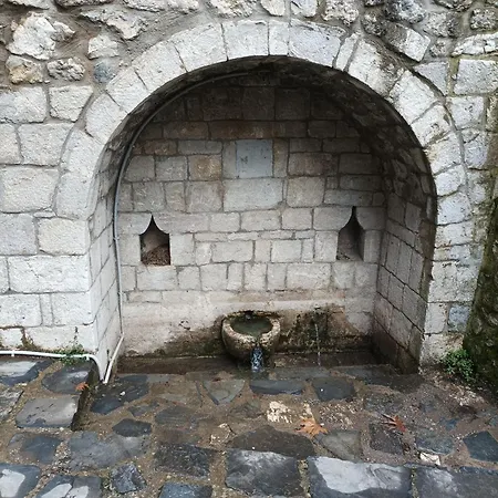 ο θολοσ