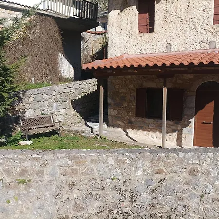 ο θολοσ Apartment Stemnitsa