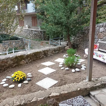 Apartment ο θολοσ
