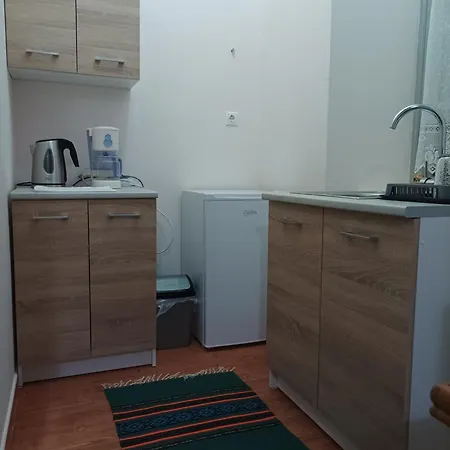 Apartment ο θολοσ *