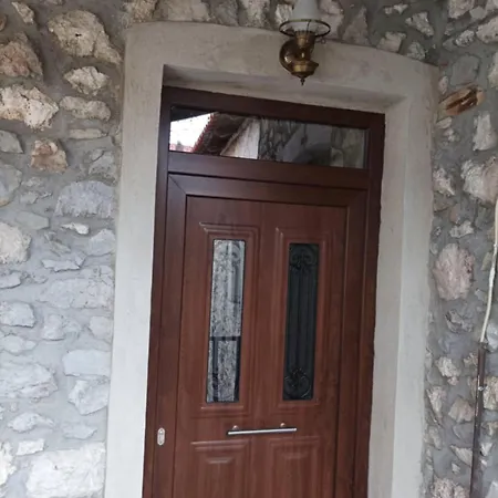 Apartment ο θολοσ *